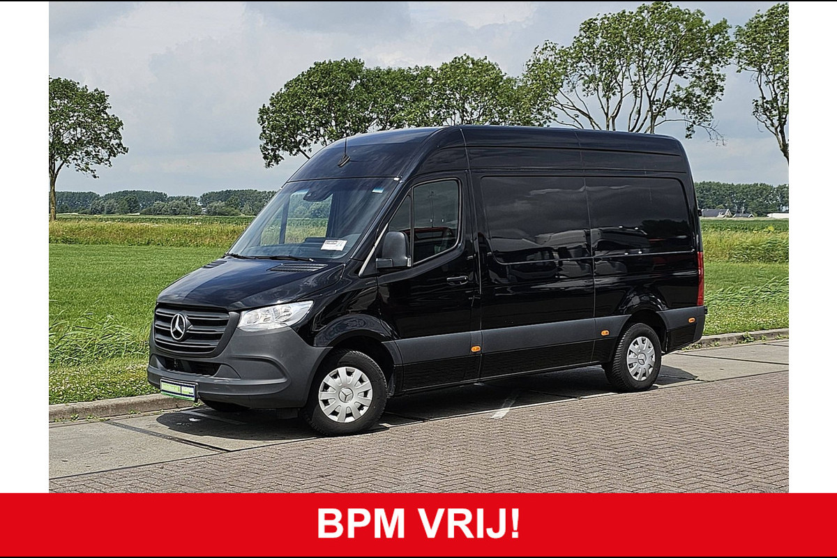 Mercedes-Benz Sprinter 317 1.9 CDI L2H2 RWD 3.5t-Trekhaak Airco Navi Mbux 170 PK Euro6 Mercedes-Benz Sprinter 317 1.9 CDI L2H2 RWD 3.5t-Trekhaak Airco Navi Mbux 170 PK Euro6