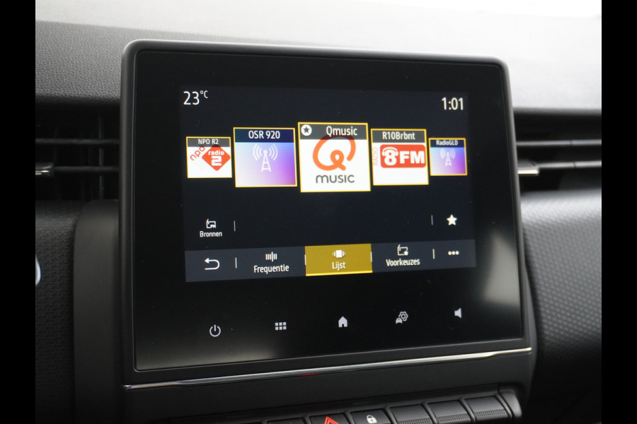 Renault Clio 1.0T101PK Apple Carplay Android Navi* Airco Cruise C Keyless Led DAB Zen Lmv Lichtsensor Bluetooth ESP Verkeersbord detectie Hill hold 1.065KG Lediggewicht, laag in de wegenbelasting
