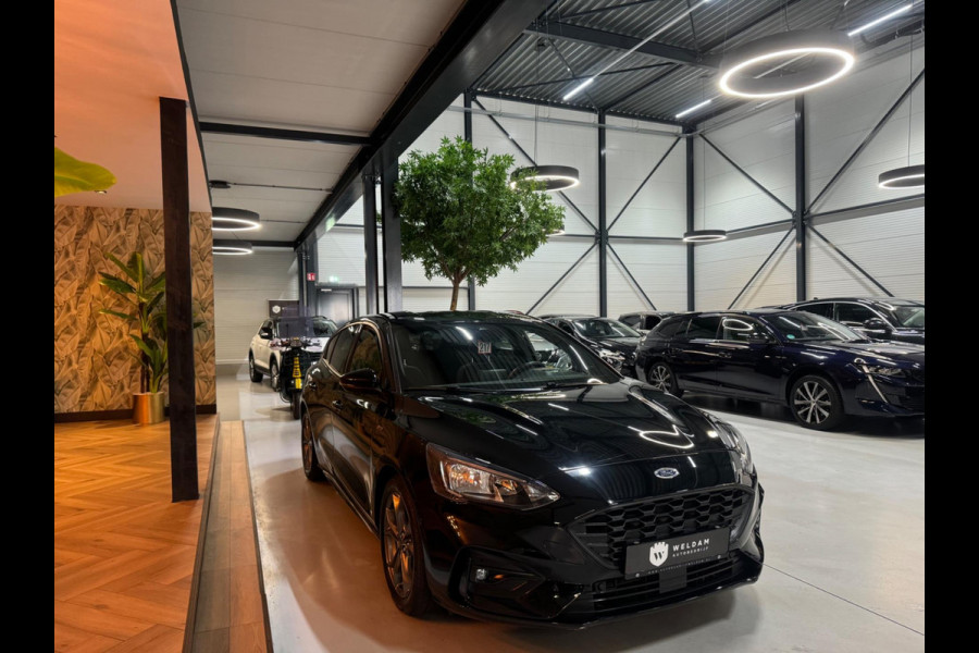 Ford Focus 1.0 EcoBoost ST Line Business Garantie Head-Up Camera StuurVW StoelVW PDC Cruise Navi Clima LED DAB Rijklaar
