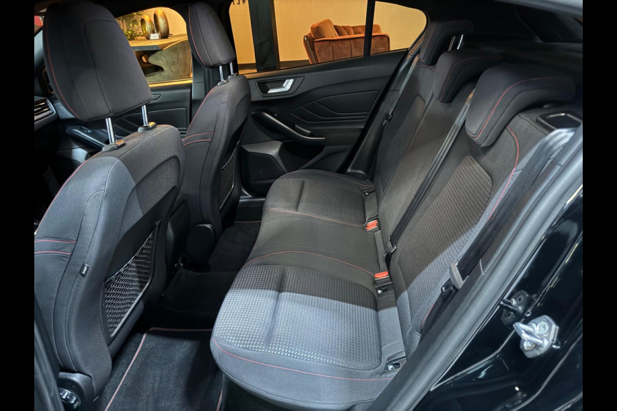 Ford Focus 1.0 EcoBoost ST Line Business Garantie Head-Up Camera StuurVW StoelVW PDC Cruise Navi Clima LED DAB Rijklaar