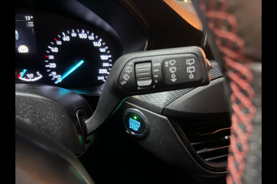 Ford Focus 1.0 EcoBoost ST Line Business Garantie Head-Up Camera StuurVW StoelVW PDC Cruise Navi Clima LED DAB Rijklaar