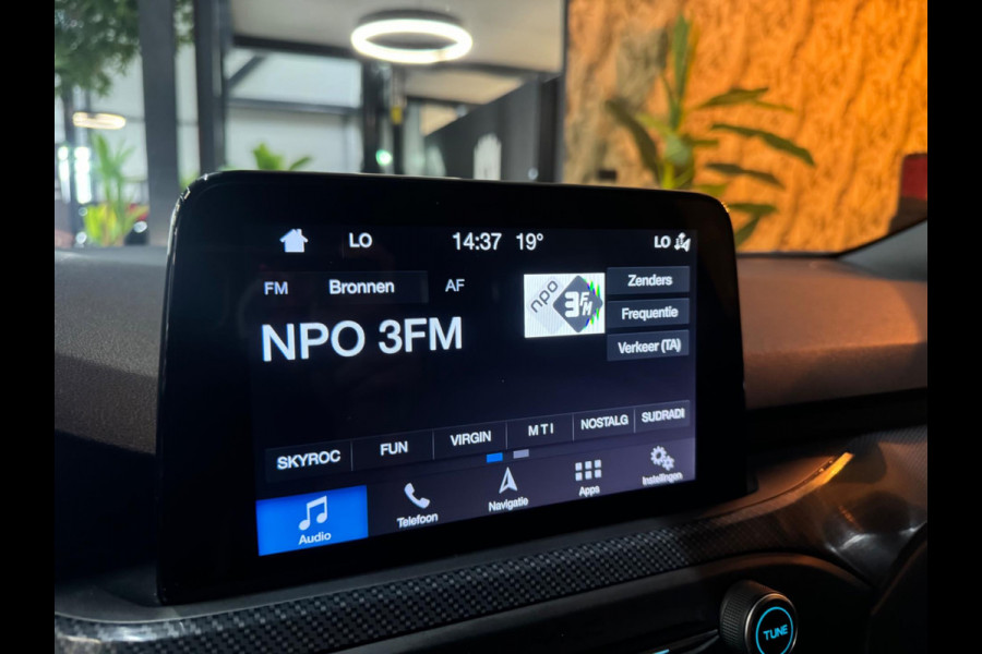 Ford Focus 1.0 EcoBoost ST Line Business Garantie Head-Up Camera StuurVW StoelVW PDC Cruise Navi Clima LED DAB Rijklaar