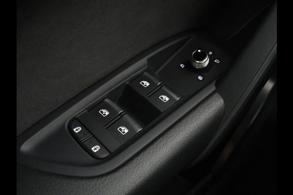 Audi Q5 Sportback 50 TFSI e S edition | Stoelverwarming | Adaptive cruise | Carplay | Matrix LED | Half leder | Sportstoelen | Virtual Cockpit | PHEV