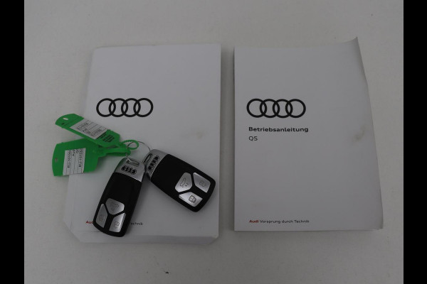Audi Q5 Sportback 50 TFSI e S edition | Stoelverwarming | Adaptive cruise | Carplay | Matrix LED | Half leder | Sportstoelen | Virtual Cockpit | PHEV