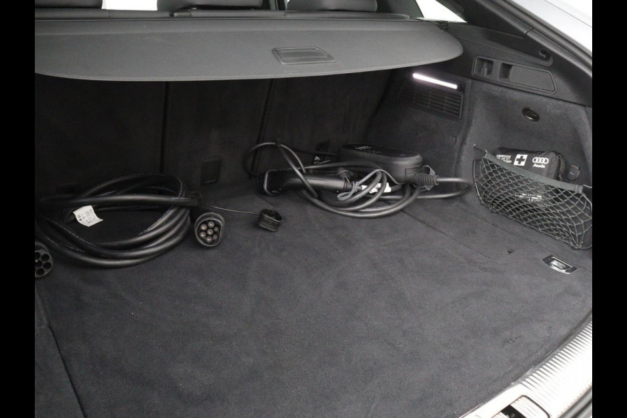 Audi Q5 Sportback 50 TFSI e S edition | Stoelverwarming | Adaptive cruise | Carplay | Matrix LED | Half leder | Sportstoelen | Virtual Cockpit | PHEV