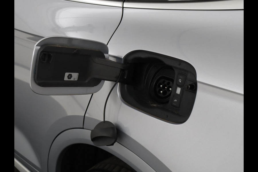 Audi Q5 Sportback 50 TFSI e S edition | Stoelverwarming | Adaptive cruise | Carplay | Matrix LED | Half leder | Sportstoelen | Virtual Cockpit | PHEV