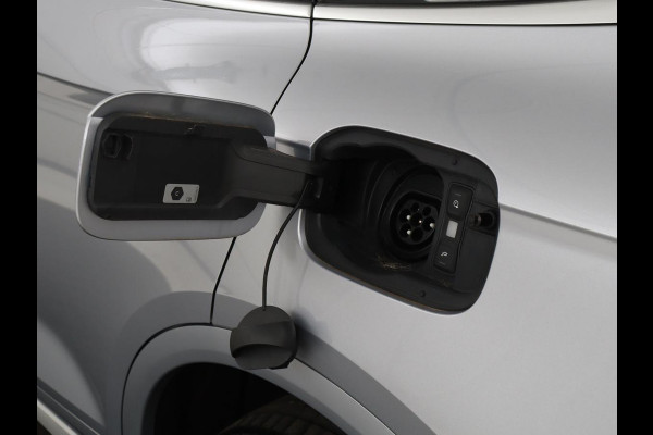 Audi Q5 Sportback 50 TFSI e S edition | Stoelverwarming | Adaptive cruise | Carplay | Matrix LED | Half leder | Sportstoelen | Virtual Cockpit | PHEV