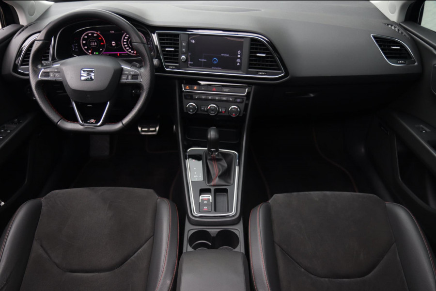 Seat León ST 1.4 TSI FR / PANODAK / CARPLAY / LED / PDC V+A / STOELVERW
