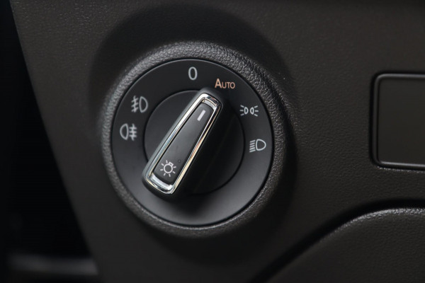Seat León ST 1.4 TSI FR / PANODAK / CARPLAY / LED / PDC V+A / STOELVERW