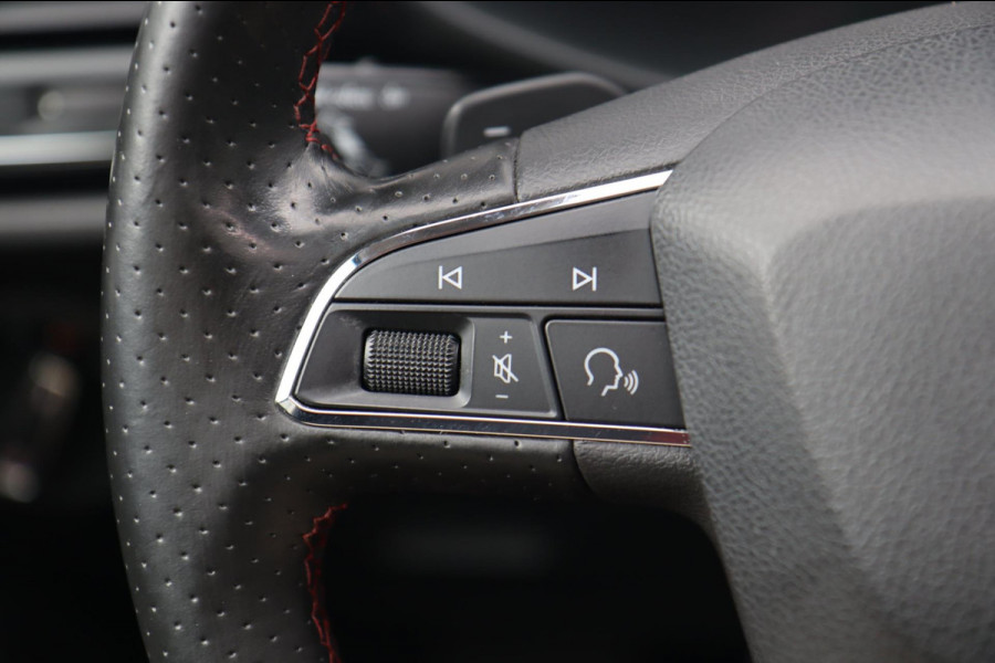 Seat León ST 1.4 TSI FR / PANODAK / CARPLAY / LED / PDC V+A / STOELVERW