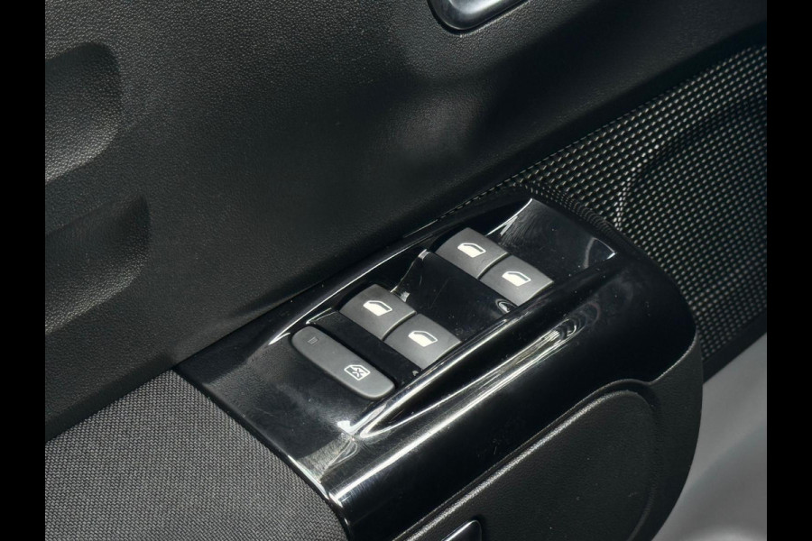 Citroën C3 1.2 PureTech 110 pk S&S Shine, vele opties, achteruitrijcamera , NL met nationale auto pas