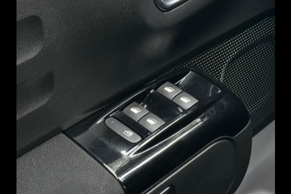 Citroën C3 1.2 PureTech 110 pk S&S Shine, vele opties, achteruitrijcamera , NL met nationale auto pas