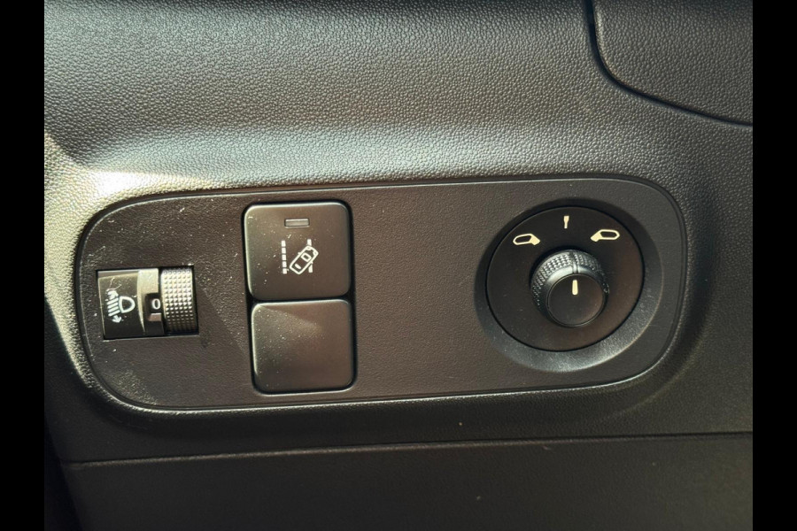 Citroën C3 1.2 PureTech 110 pk S&S Shine, vele opties, achteruitrijcamera , NL met nationale auto pas
