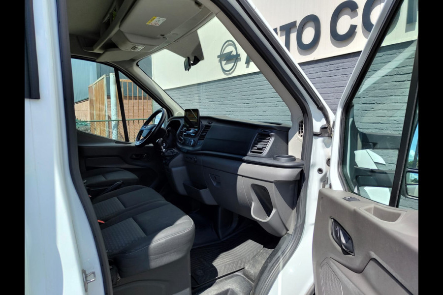 Ford Transit Bakwagen+Laadklep Meubelbak+Laaddeur Euro 6.2 2.0D 130PK L4H3 DHollandia 3-Persoons Navi Airco Ford-Connect-Sync 3 Adaptive-Boch Lane-Assist Lat om Lat betimmering Betonplex vloer Zijdeur 1e Eigenaar