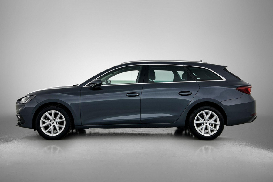 Seat Leon Sportstourer 1.5 TSI Style Launch Edition (TREKHAAK ELEKT. WEGKLAPBAAR, CAMERA, CARPLAY, 1e EIGENAAR, GOED ONDERHOUDEN)