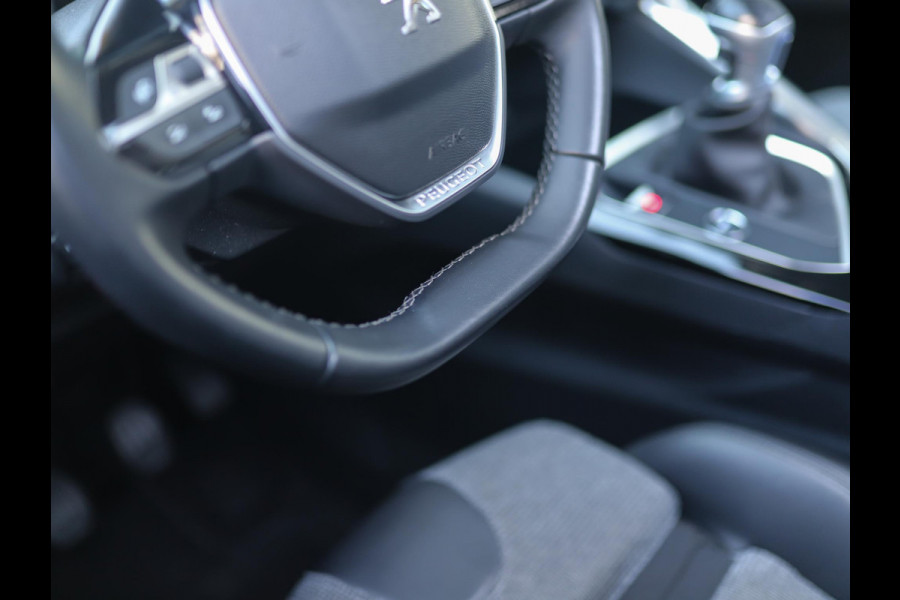 Peugeot 3008 1.5 BlueHDi Blue Lease Premium | Pano | Camera | Focal | Memory | Keyless