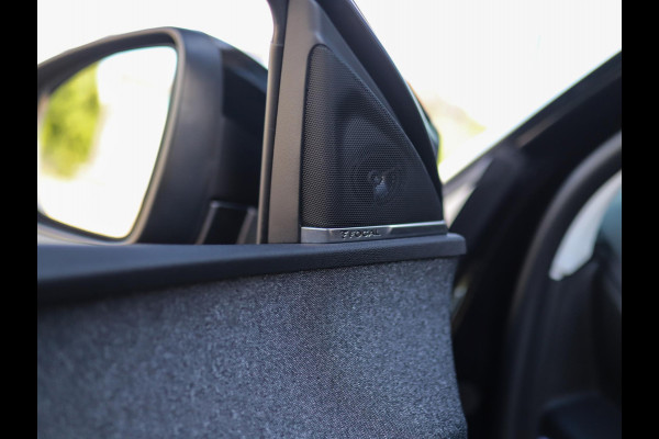 Peugeot 3008 1.5 BlueHDi Blue Lease Premium | Pano | Camera | Focal | Memory | Keyless