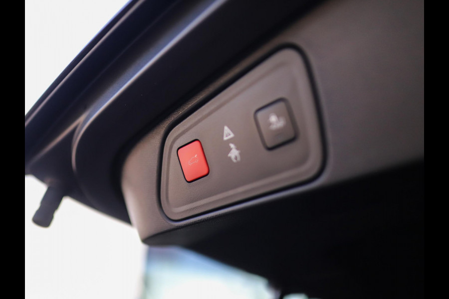 Peugeot 3008 1.5 BlueHDi Blue Lease Premium | Pano | Camera | Focal | Memory | Keyless