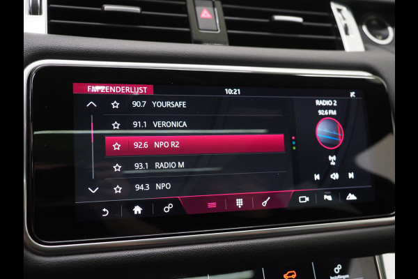 Land Rover Range Rover Sport P400e HSE | Panoramadak | Luchtvering | Meridian | Keyless | Camera | Carplay