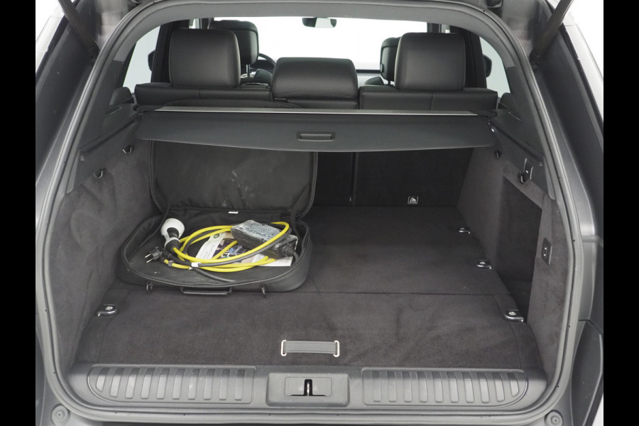 Land Rover Range Rover Sport P400e HSE | Panoramadak | Luchtvering | Meridian | Keyless | Camera | Carplay