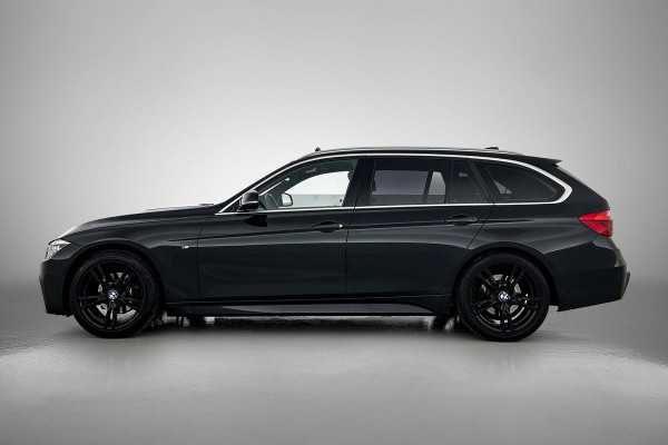 BMW 3 Serie Touring 320i Edition M Sport Shadow High Executive (NL-auto, Panorama, StoelV, Climate Con, Navi Pro, Etc)