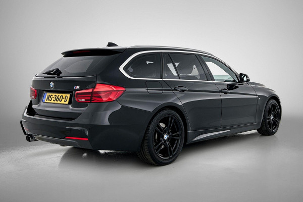 BMW 3 Serie Touring 320i Edition M Sport Shadow High Executive (NL-auto, Panorama, StoelV, Climate Con, Navi Pro, Etc)