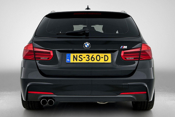 BMW 3 Serie Touring 320i Edition M Sport Shadow High Executive (NL-auto, Panorama, StoelV, Climate Con, Navi Pro, Etc)