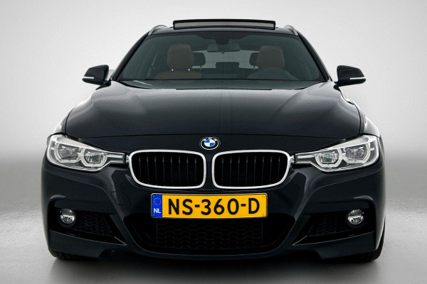BMW 3 Serie Touring 320i Edition M Sport Shadow High Executive (NL-auto, Panorama, StoelV, Climate Con, Navi Pro, Etc)
