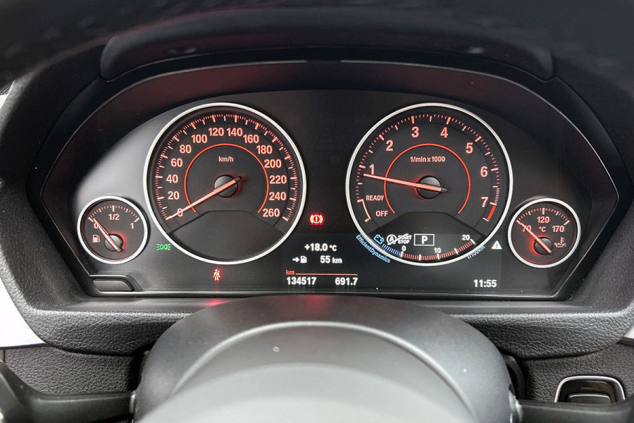 BMW 3 Serie Touring 320i Edition M Sport Shadow High Executive (NL-auto, Panorama, StoelV, Climate Con, Navi Pro, Etc)
