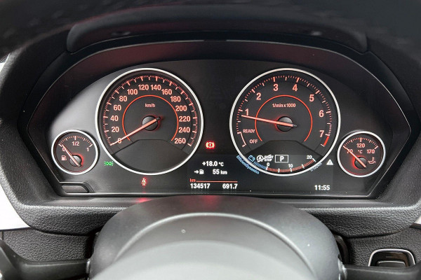 BMW 3 Serie Touring 320i Edition M Sport Shadow High Executive (NL-auto, Panorama, StoelV, Climate Con, Navi Pro, Etc)