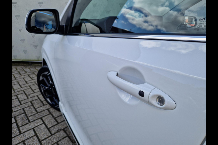 Kia Picanto 1.0 DPI GT-Line | Open Dak | BSD | Key-Less | Draadloos Opladen | Climate | Stoelverwarming |