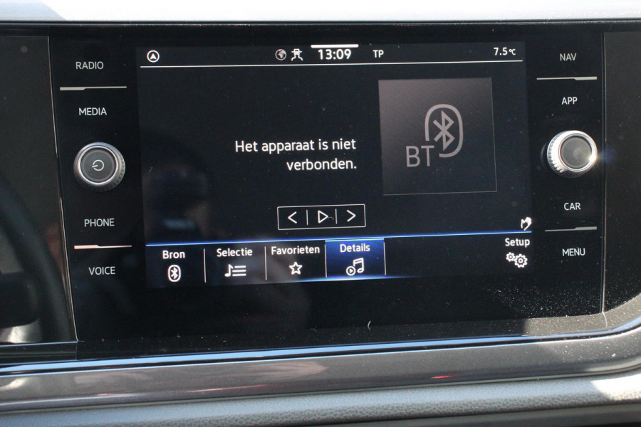 Volkswagen Polo 1.0 TSI 110pk Highline | Navigatie | Apple Carplay/Android Auto | Parkeersensoren | Adaptive cruise control | Stoelverwarming | Getinte ramen | Climatronic