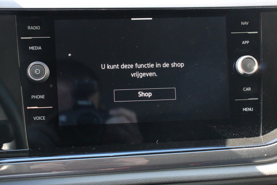 Volkswagen Polo 1.0 TSI 110pk Highline | Navigatie | Apple Carplay/Android Auto | Parkeersensoren | Adaptive cruise control | Stoelverwarming | Getinte ramen | Climatronic