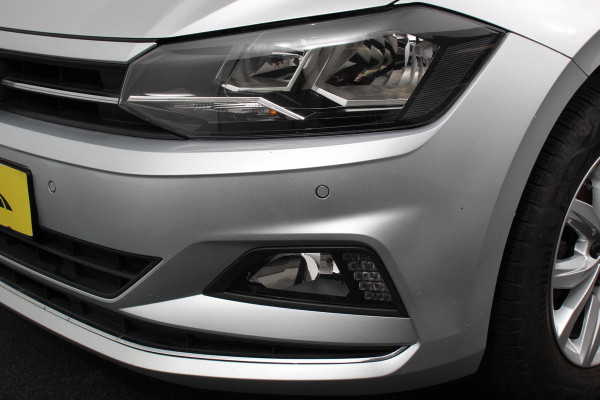 Volkswagen Polo 1.0 TSI 110pk Highline | Navigatie | Apple Carplay/Android Auto | Parkeersensoren | Adaptive cruise control | Stoelverwarming | Getinte ramen | Climatronic