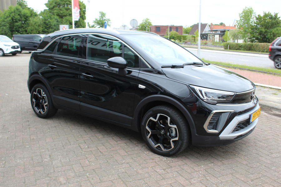 Opel Crossland 1.2 110 pk Turbo Elegance , Mooie hoge zit Climate control , Cruise control , AGR stoelen voor , Camera Navigatie , LM velgen , Parkeersensoren V+A