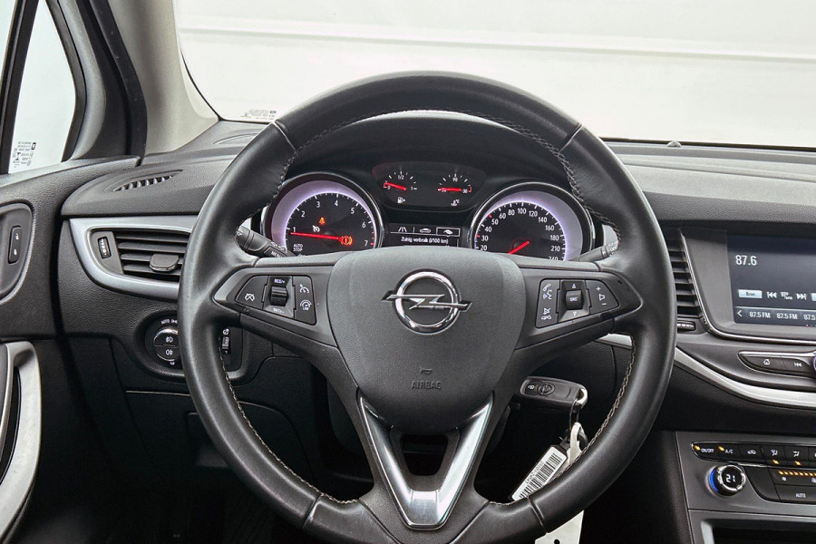 Opel Astra 1.0 Turbo 120 Jaar Edition (NAVIGATIE, CARPLAY, PARKEERSENSOREN, CLIMA, 1e EIGENAAR, GOED ONDERHOUDEN)