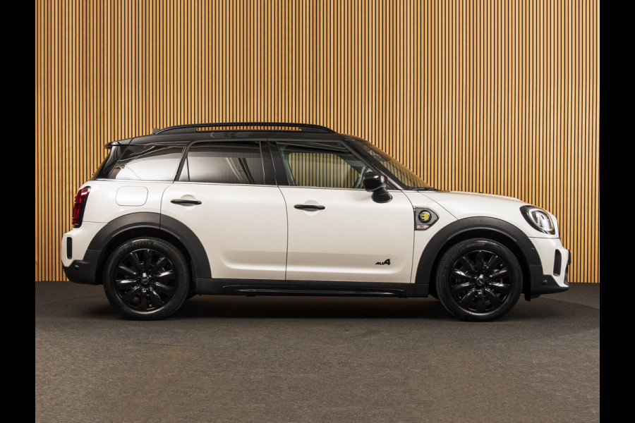 MINI Countryman 2.0 Cooper SE ALL4 Classic PANO-H/K-LEDER-HUD-18"