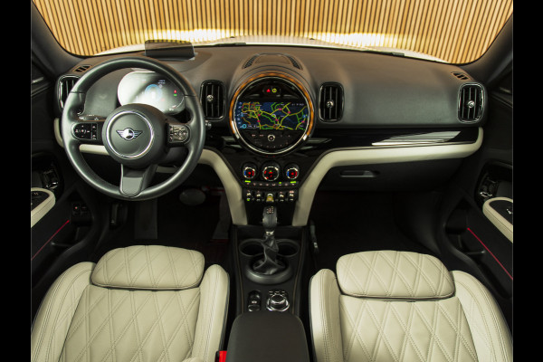 MINI Countryman 2.0 Cooper SE ALL4 Classic PANO-H/K-LEDER-HUD-18"
