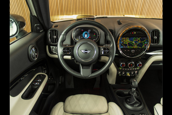 MINI Countryman 2.0 Cooper SE ALL4 Classic PANO-H/K-LEDER-HUD-18"