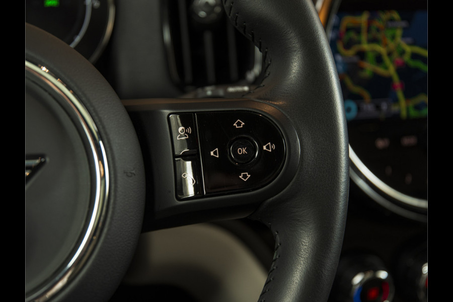 MINI Countryman 2.0 Cooper SE ALL4 Classic PANO-H/K-LEDER-HUD-18"