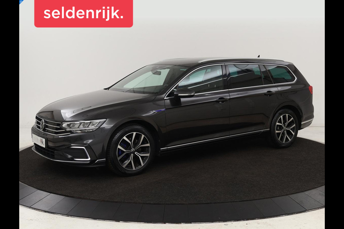Volkswagen Passat 1.4 TSI PHEV GTE | Leder | Stoelverwarming | 360 camera | Matrix LED | Trekhaak | Carplay | Massage | Navigatie | Adaptive cruise | Achterbankverwarming Volkswagen Passat 1.4 TSI PHEV GTE | Leder | Stoelverwarming | 360 camera | Matrix LED | Trekhaak | Carplay | Massage | Navigatie | Adaptive cruise | Achterbankverwarming