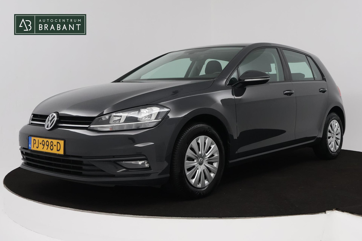 Volkswagen Golf 1.0 TSI Comfortline (PARKEERSENSOREN, CRUISE CONTROL, NAVIGATIE, CARPLAY, NL-AUTO) Volkswagen Golf 1.0 TSI Comfortline (PARKEERSENSOREN, CRUISE CONTROL, NAVIGATIE, CARPLAY, NL-AUTO)