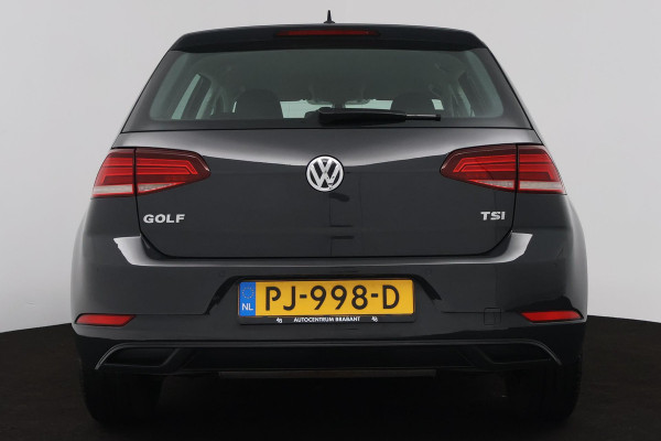 Volkswagen Golf 1.0 TSI Comfortline (PARKEERSENSOREN, CRUISE CONTROL, NAVIGATIE, CARPLAY, NL-AUTO)