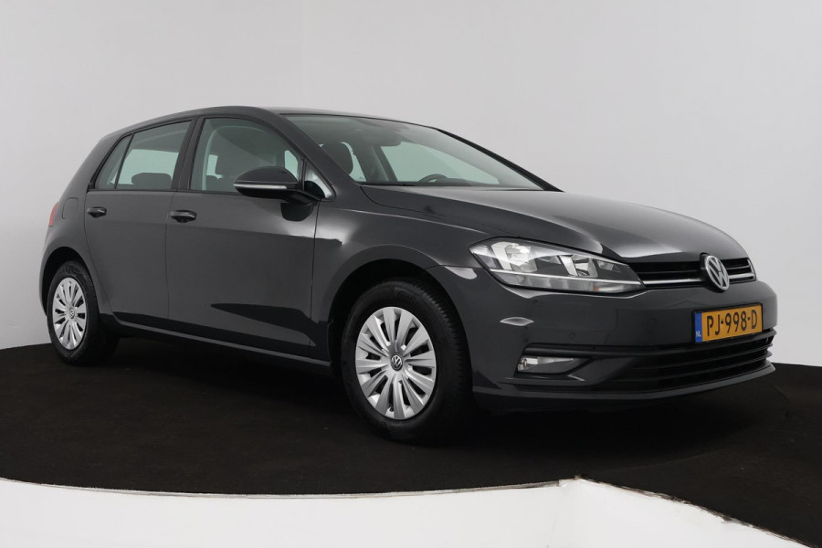 Volkswagen Golf 1.0 TSI Comfortline (PARKEERSENSOREN, CRUISE CONTROL, NAVIGATIE, CARPLAY, NL-AUTO)