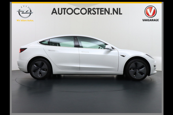 Tesla Model 3 RWD SR+ 60kWh 325PK FSD 3-Computer 18" AutoPilot Leder PanoDak Adaptive-Cruise Lmv Camera's Elektr.-Stuur+Stoelen+Spiegels+Geheu Navi LED Comfortstoelen ACC DAB Voorverwarmen interieur via App Keyless via Telefoonsleutel One-Pedal-Drive Origineel Nederlandse auto tot 11kw laden thuis! 1.584kg licht! Accu Garantie tot 31-03-2028/160.000km