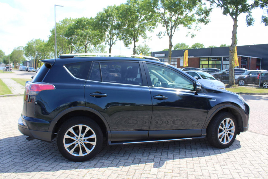 Toyota RAV4 2.5 Hybrid Executive LEDER RONDOM CAMERA NAVI MULTIMEDIA SENSOREN