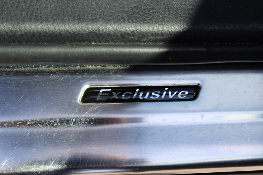 Toyota RAV4 2.5 Hybrid Executive LEDER RONDOM CAMERA NAVI MULTIMEDIA SENSOREN