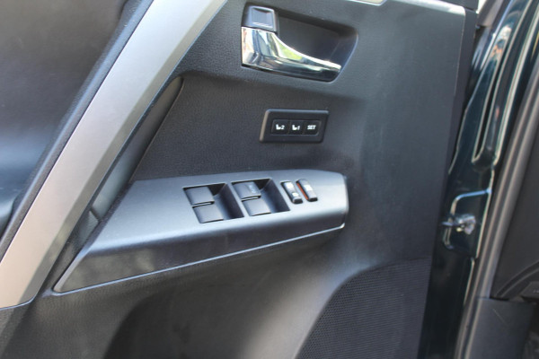 Toyota RAV4 2.5 Hybrid Executive LEDER RONDOM CAMERA NAVI MULTIMEDIA SENSOREN
