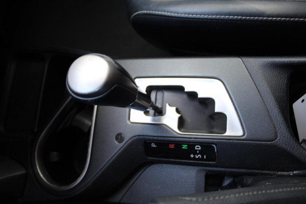 Toyota RAV4 2.5 Hybrid Executive LEDER RONDOM CAMERA NAVI MULTIMEDIA SENSOREN