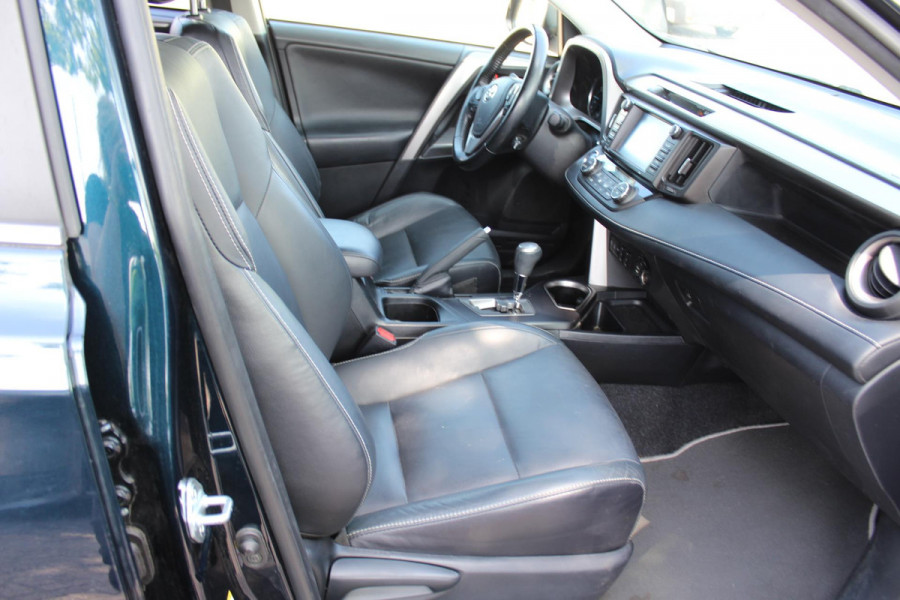 Toyota RAV4 2.5 Hybrid Executive LEDER RONDOM CAMERA NAVI MULTIMEDIA SENSOREN